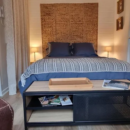 Le Tourny-studio Cosy Avec Ascenseur- - Coeur Cite Medievale Apartmán *